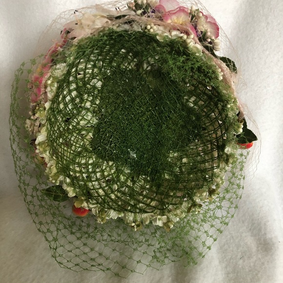 Vintage 1960’s Floral and Berry Veiled Hat main image 12
